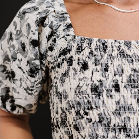 Sold Out - Picture 2 of 4